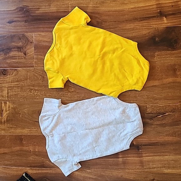 πHost Pπ Bundle of Girls STAR WARS Short Sleeves Onesies: Leia,R2D2, Chewbacca - Picture 10 of 15